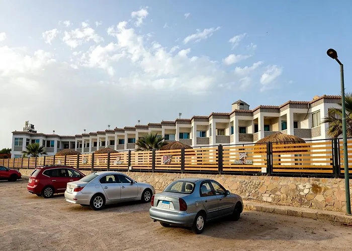 Porto View Apartmanhotel Gurdaka